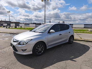 Hyundai i30, 2010г, передний привод, автомат
