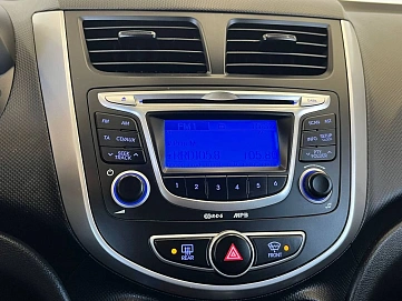 Hyundai Solaris, 2012г, передний привод, механика