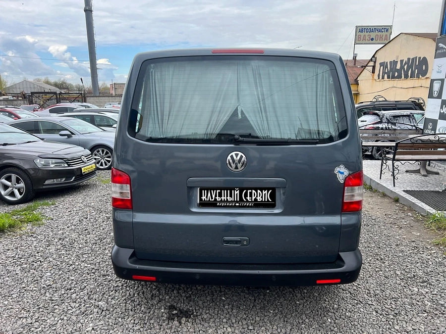 Volkswagen Caravelle, 2009г., передний привод, механика