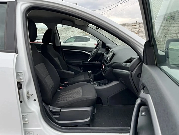 Lada (ВАЗ) Vesta, 2017г., передний привод, механика