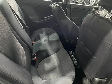 Hyundai Solaris, 2015г., передний привод, автомат