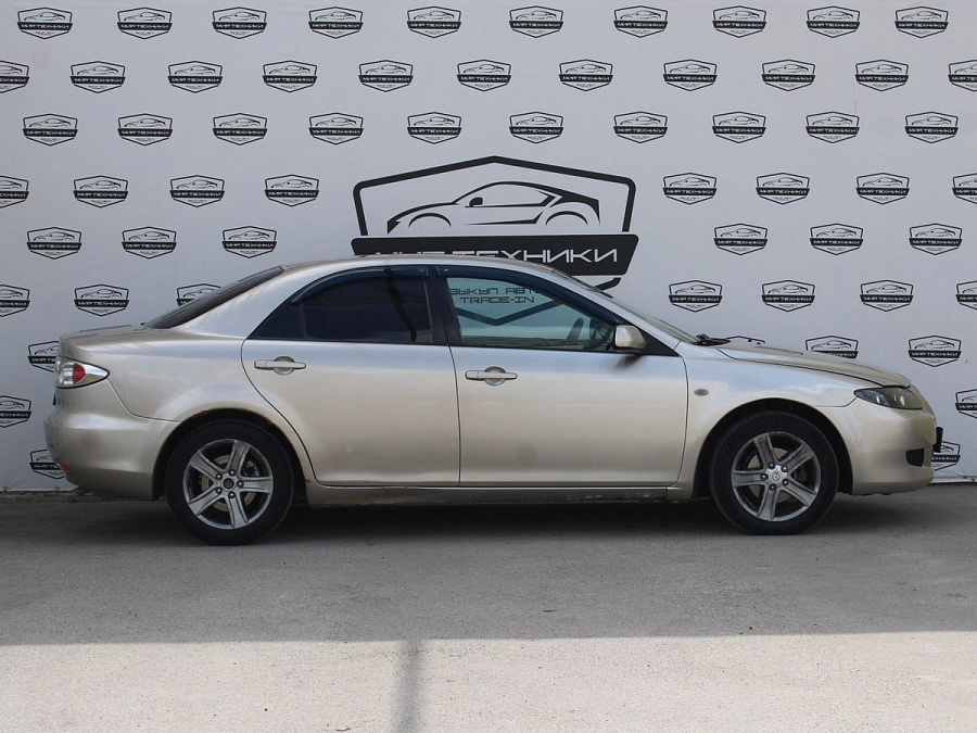 Mazda 6, 2004г., передний привод, автомат