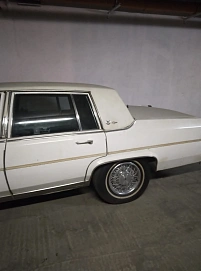 Cadillac Fleetwood, 1986г, задний привод, автомат