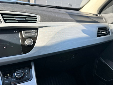 Geely Atlas, 2019г, передний привод, автомат