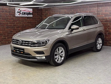 Volkswagen Tiguan, 2016г, полный привод, робот
