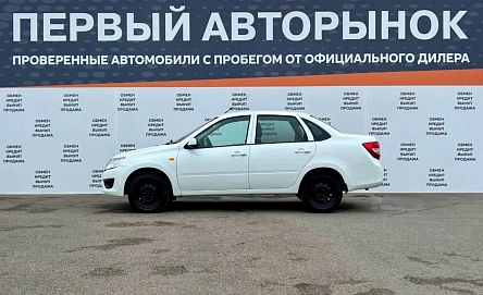 Lada (ВАЗ) Granta, 2015г, передний привод, автомат