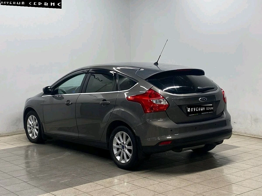 Ford Focus, 2012г., передний привод, механика