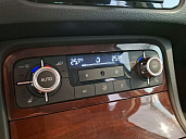 Volkswagen Touareg, 2010г., передний привод, автомат