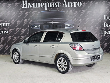 Opel Astra, 2007г, передний привод, автомат