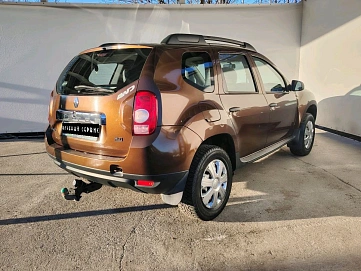 Renault Duster, 2012г, полный привод, механика