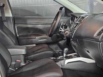 Mitsubishi ASX, 2013г, передний привод, вариатор