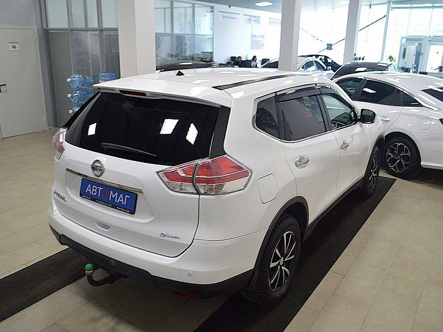 Nissan X-Trail, 2016г., передний привод, вариатор