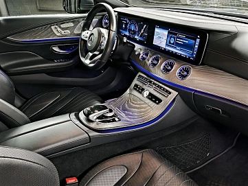 Mercedes-Benz CLS, 2020г, полный привод, автомат