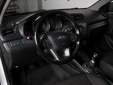 Kia Rio, 2014г., передний привод, механика