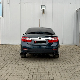 Toyota Camry, 2012г, передний привод, автомат