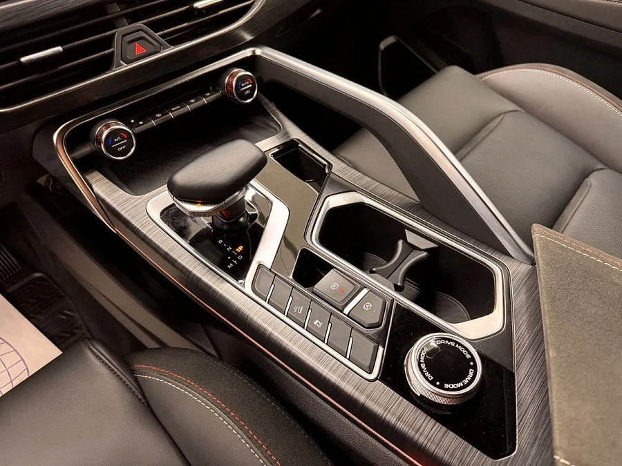 Geely Tugella, 2024г., полный привод, автомат