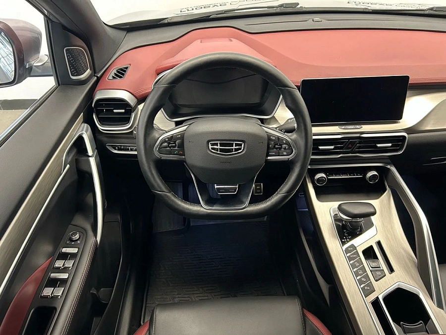 Geely Coolray, 2023г., передний привод, робот