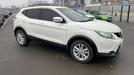 Nissan Qashqai, 2017г, передний привод, вариатор