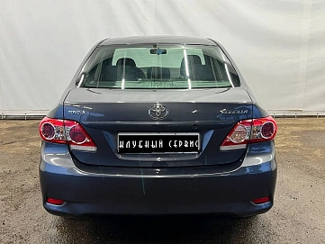 Toyota Corolla, 2010г, передний привод, механика