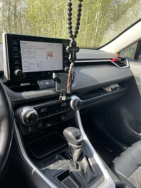 Toyota RAV4, 2021г, передний привод, вариатор