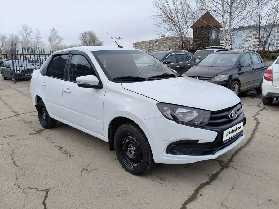 Lada (ВАЗ) Granta, 2022г., передний привод, механика