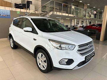 Ford Kuga, 2019г, передний привод, автомат