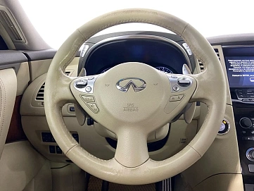 Infiniti QX70, 2014г, полный привод, автомат