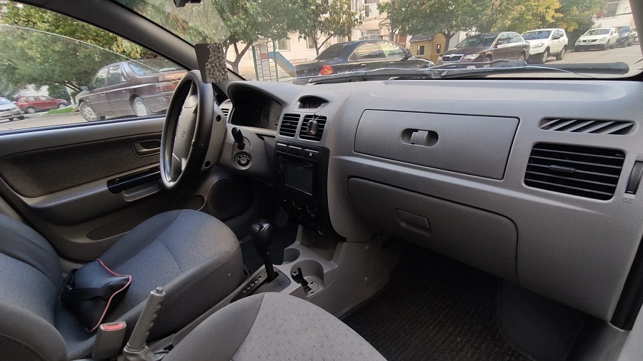 Kia Rio, 2005г., передний привод, автомат