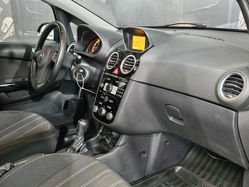 Opel Corsa, 2013г, передний привод, автомат