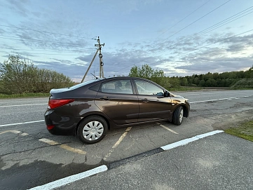 Hyundai Solaris, 2015г, передний привод, автомат