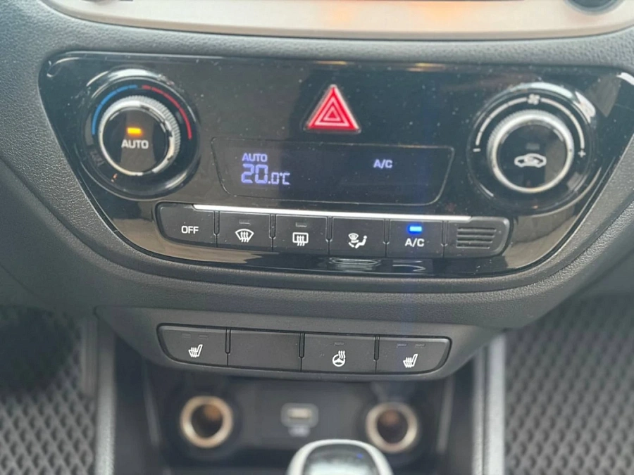 Hyundai Solaris, 2019г., передний привод, автомат