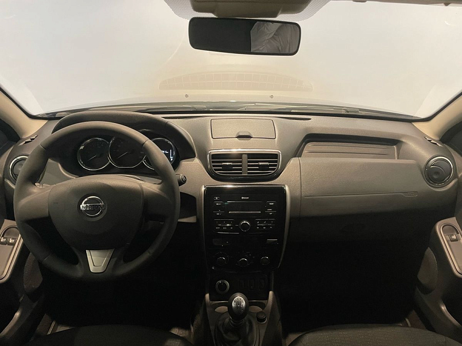 Nissan , 2020г., передний привод, механика