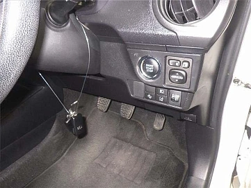 Toyota Corolla, 2022г, передний привод, механика