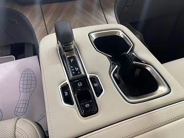 Lexus LM, 2024г, полный привод, вариатор