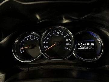 Renault Duster, 2017г, полный привод, механика