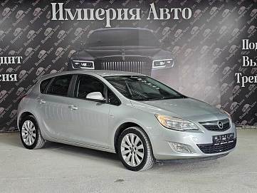Opel Astra, 2010г, передний привод, механика