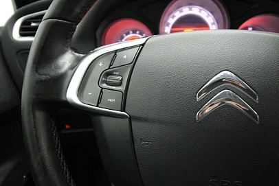 Citroen C4, 2012г, передний привод, автомат