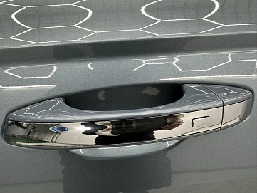 Volkswagen Lavida, 2022г, передний привод, робот