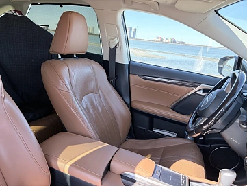 Lexus RX, 2020г., полный привод, автомат