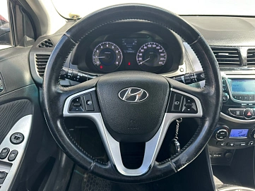 Hyundai Solaris, 2011г., передний привод, механика