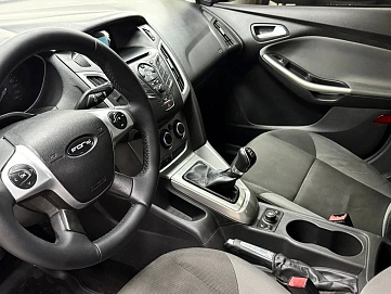 Ford Focus, 2012г, передний привод, механика