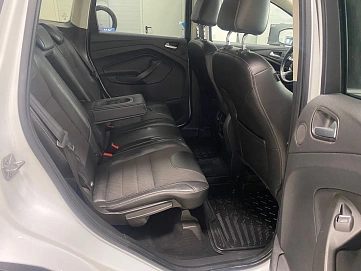 Ford Kuga, 2016г, передний привод, автомат