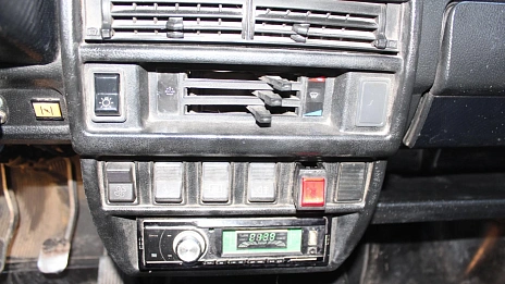 Lada (ВАЗ) 2121 (4x4), 1995г., передний привод, механика