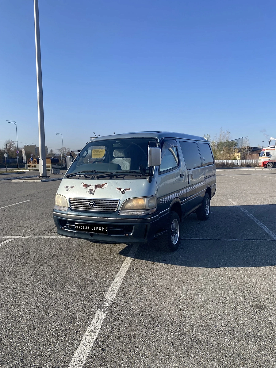 Toyota HiAce, 1996г., полный привод, автомат
