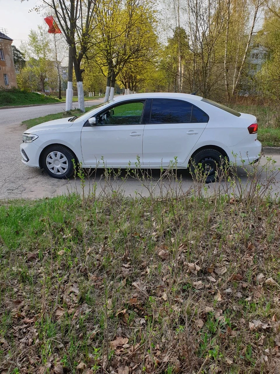 Volkswagen Polo, 2020г., передний привод, автомат
