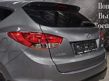 Hyundai ix35, 2012г, передний привод, автомат
