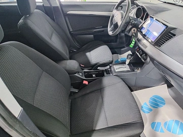 Mitsubishi Lancer, 2011г, передний привод, автомат