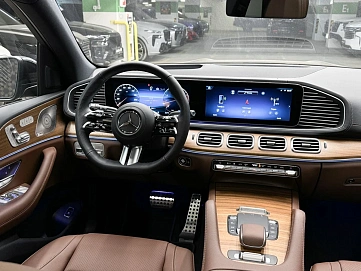 Mercedes-Benz GLS, 2025г, полный привод, автомат