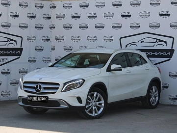 Mercedes-Benz , 2015г., полный привод, робот