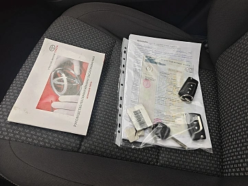 Toyota Corolla, 2013г, передний привод, вариатор